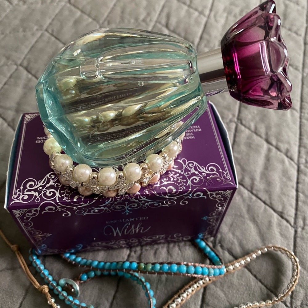 New Mary Kay Eau colonia